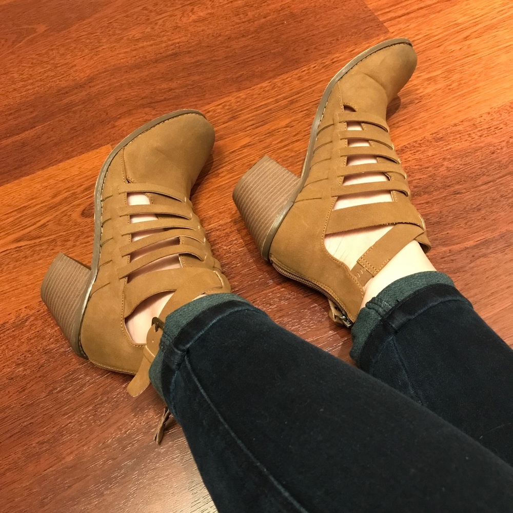 G by Guess - Gia Cut Out Ankle Boots